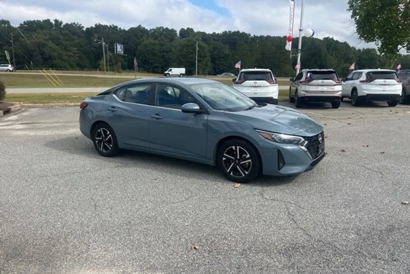 2024 Nissan Sentra SV photo 1