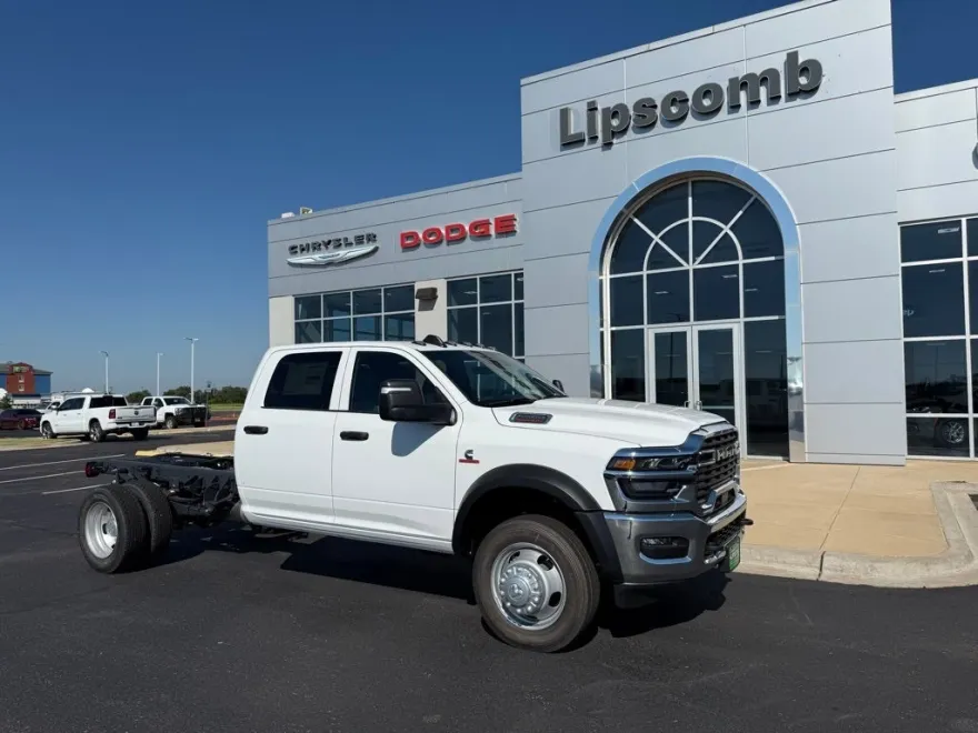 2025 Ram 5500 Tradesman photo 1