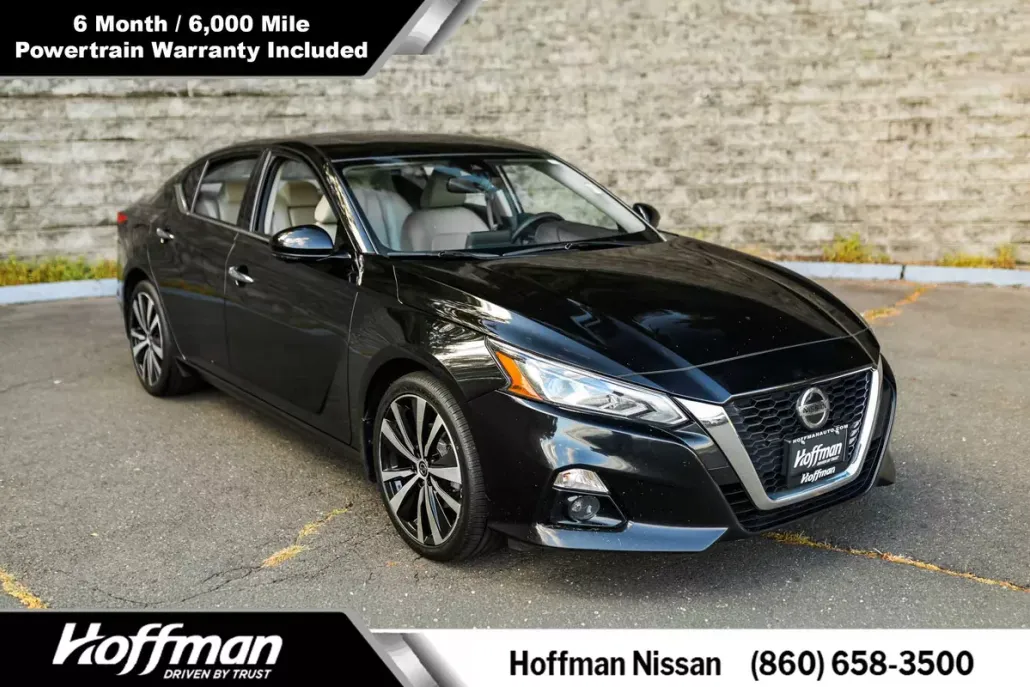 2022 Nissan Altima 2.5 Platinum photo 1