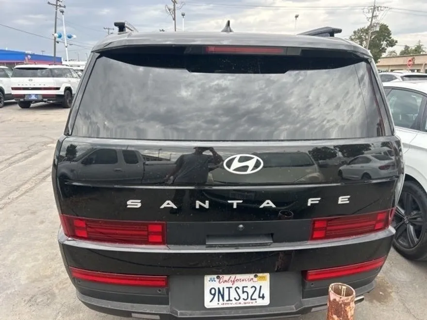 2024 Hyundai Santa Fe SEL photo 1
