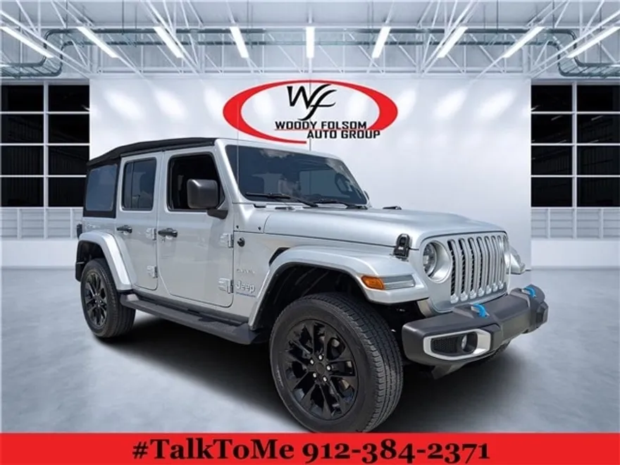 2023 Jeep Wrangler 4xe Sahara photo 1