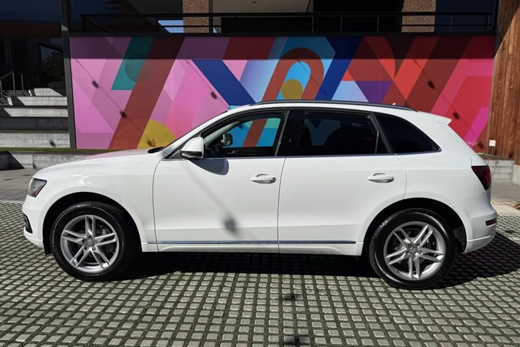 2014 Audi Q5 2.0T Premium Plus photo 1