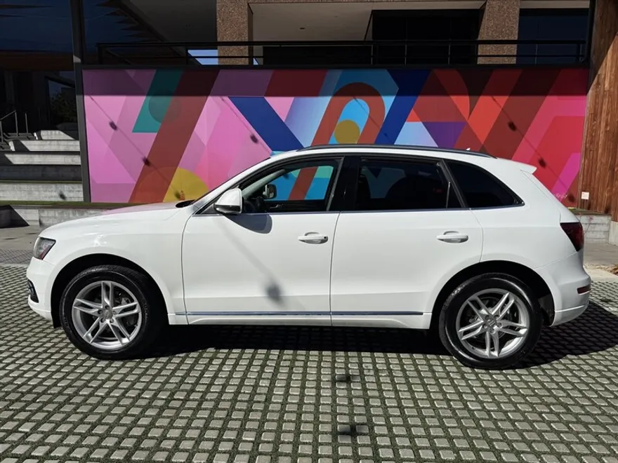 2014 Audi Q5 2.0T Premium Plus photo 1
