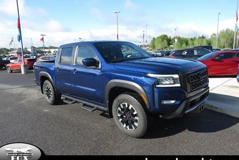 2022 Nissan Frontier Crew Cab PRO-4X photo 1
