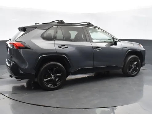 2021 Toyota RAV4 Hybrid XSE photo 4