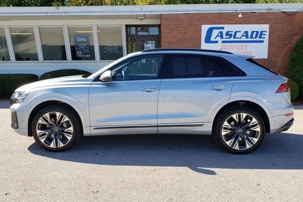 2025 Audi Q8 Premium Plus 55 photo 1