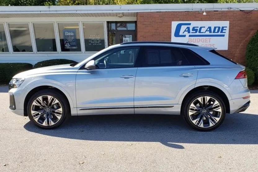 2025 Audi Q8 Premium Plus 55 photo 1