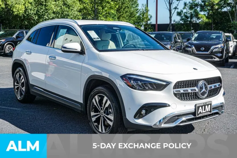 2025 Mercedes Benz GLA 250 photo 1