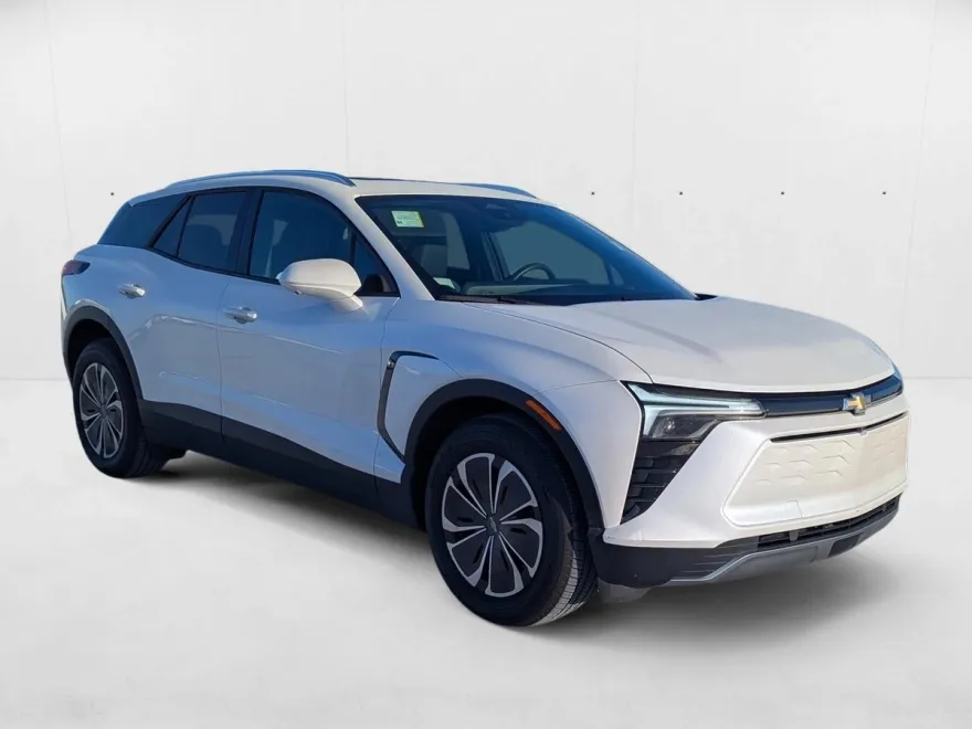 2024 Chevrolet Blazer EV photo 1