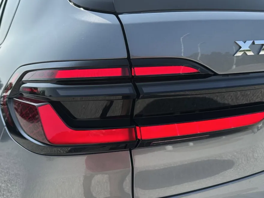 2026 Bmw X7 M60i photo 1