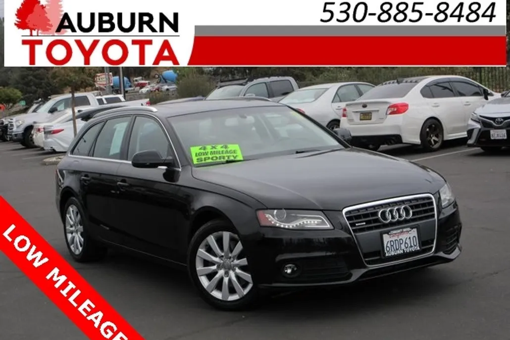 2011 Audi A4 2.0T Avant Premium Quattro photo 1