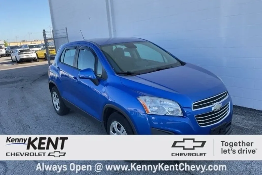 2016 Chevrolet Trax LS photo 1
