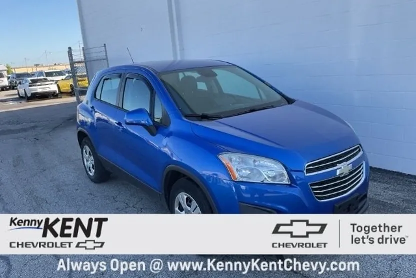 2016 Chevrolet Trax LS photo 1
