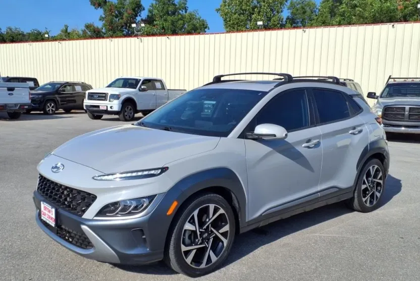 2022 Hyundai Kona Limited photo 1