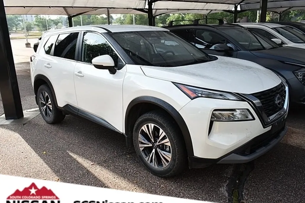 2023 Nissan Rogue SV photo 1