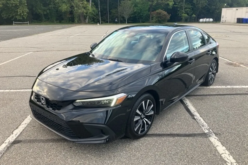 2023 Honda Civic EX-L photo 1