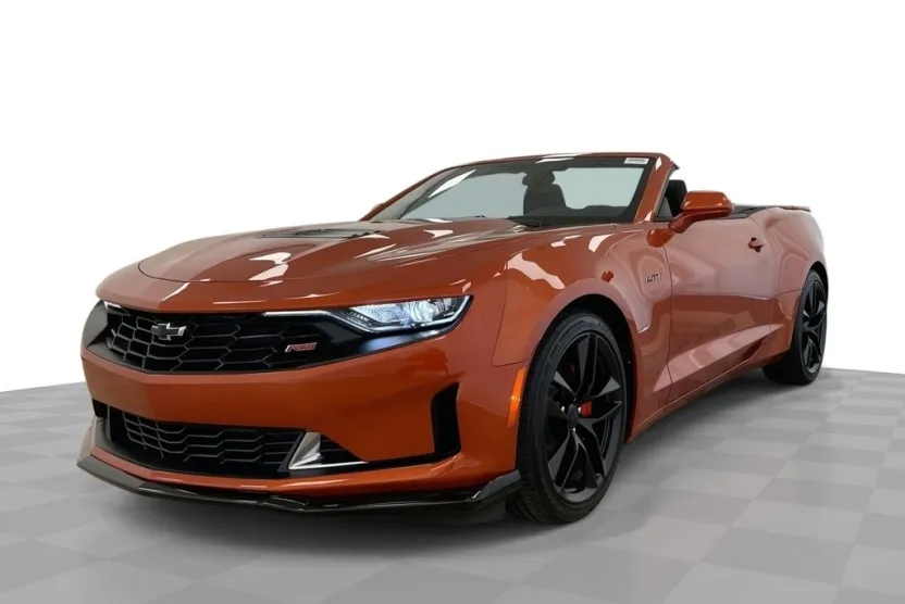 2023 Chevrolet Camaro LT1 photo 1