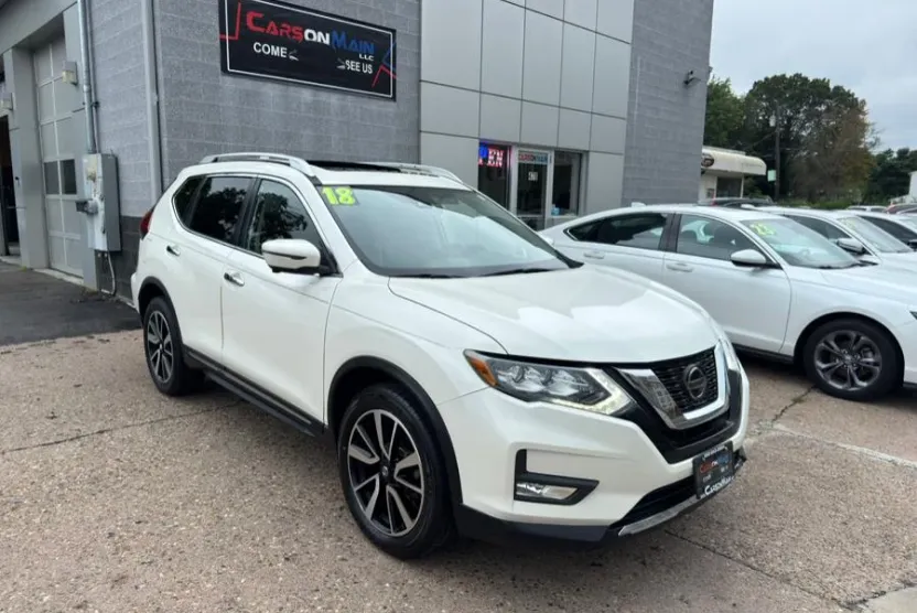 2018 Nissan Rogue SL photo 1