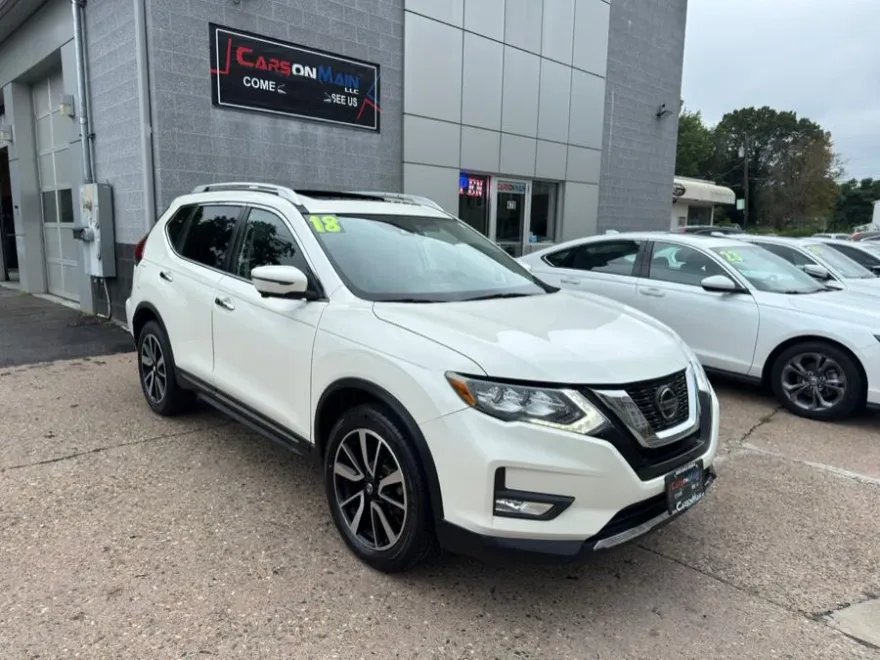2018 Nissan Rogue SL photo 1