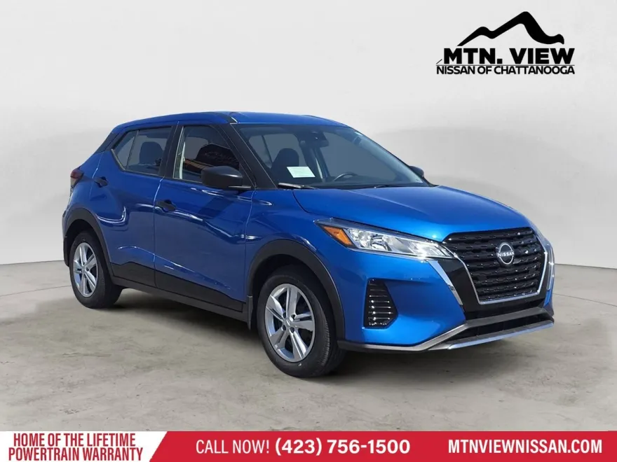 2025 Nissan Kicks Play S photo 1