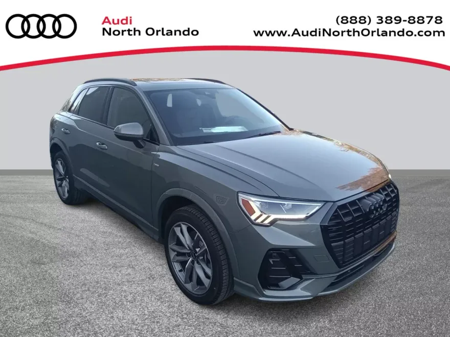 2025 Audi Q3 S line Premium photo 1