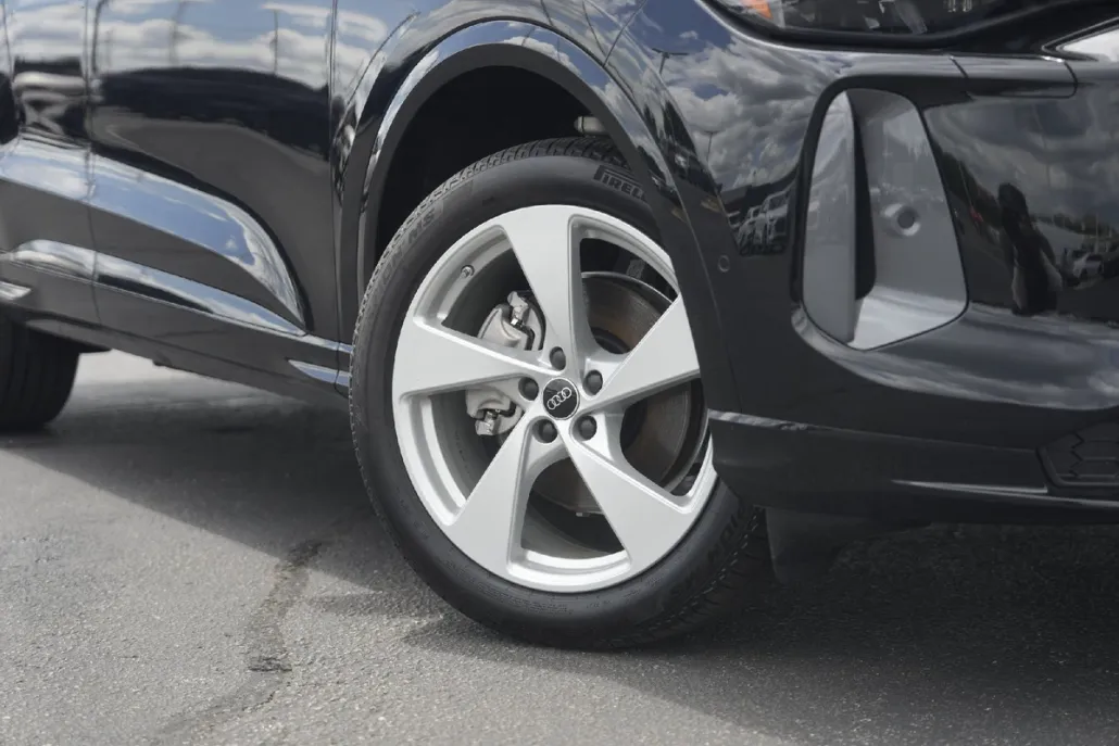 2025 Audi Q5 2.0T Premium Plus photo 1