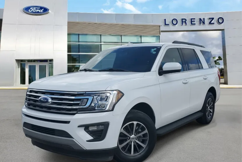 2021 Ford Expedition XLT photo 1