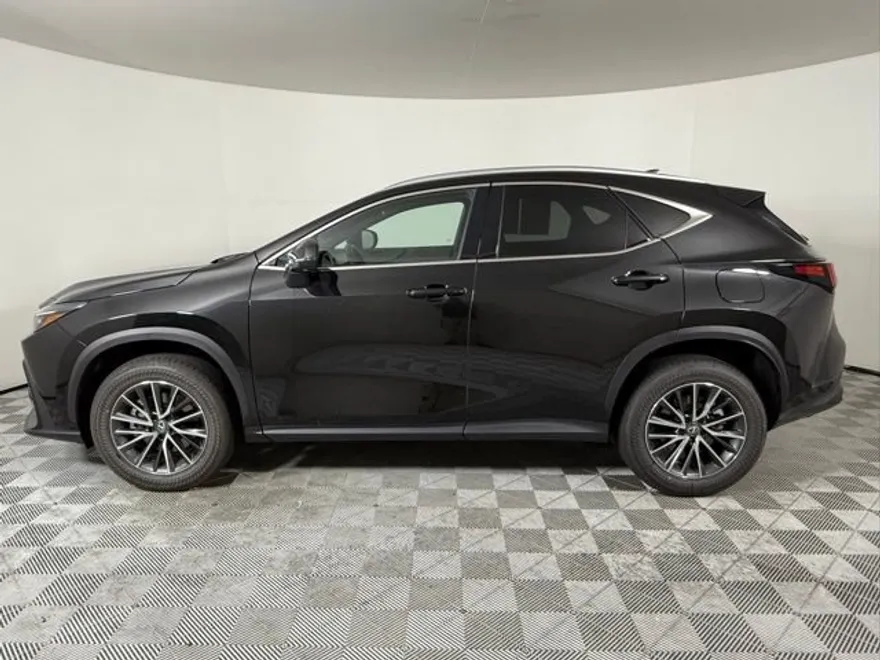 2025 Lexus NX 350 Premium photo 1