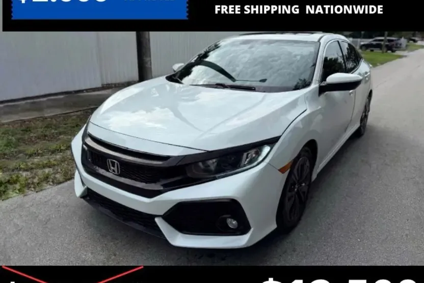 2017 Honda Civic EX-L Hatchback photo 1