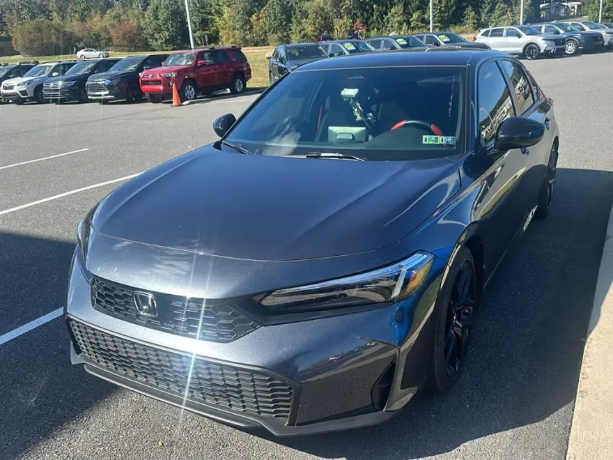 2025 Honda Civic Sport photo 1