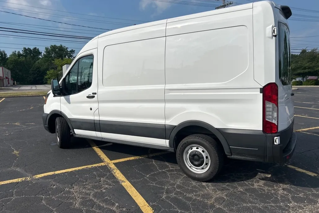 2021 Ford Transit photo 1