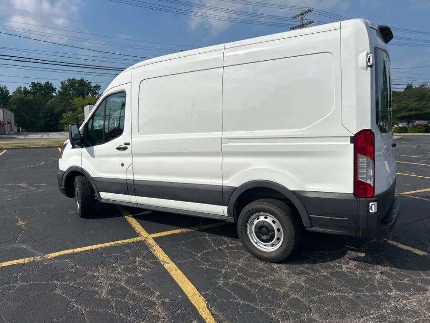 2021 Ford Transit photo 1
