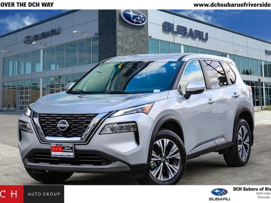 2022 Nissan Rogue SV photo 1