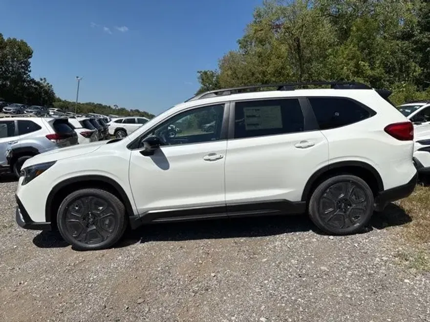 2025 Subaru Ascent Onyx Edition photo 1