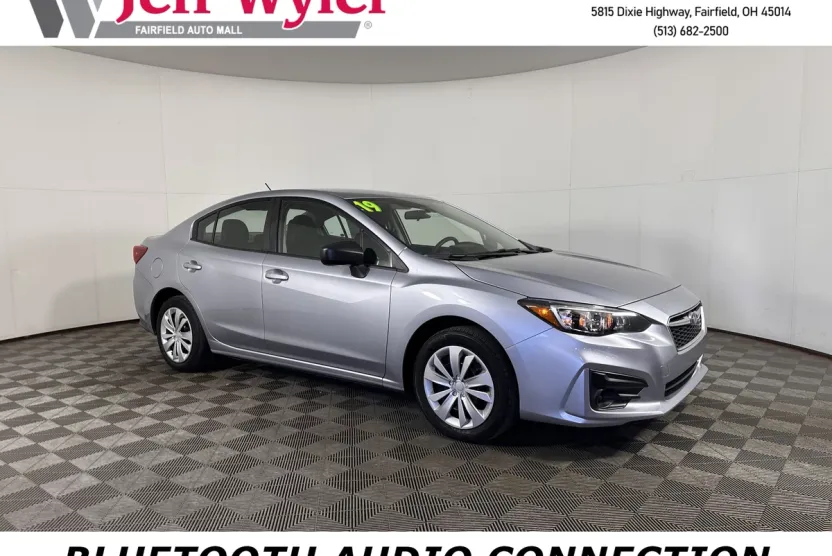 2019 Subaru Impreza 2.0i photo 1