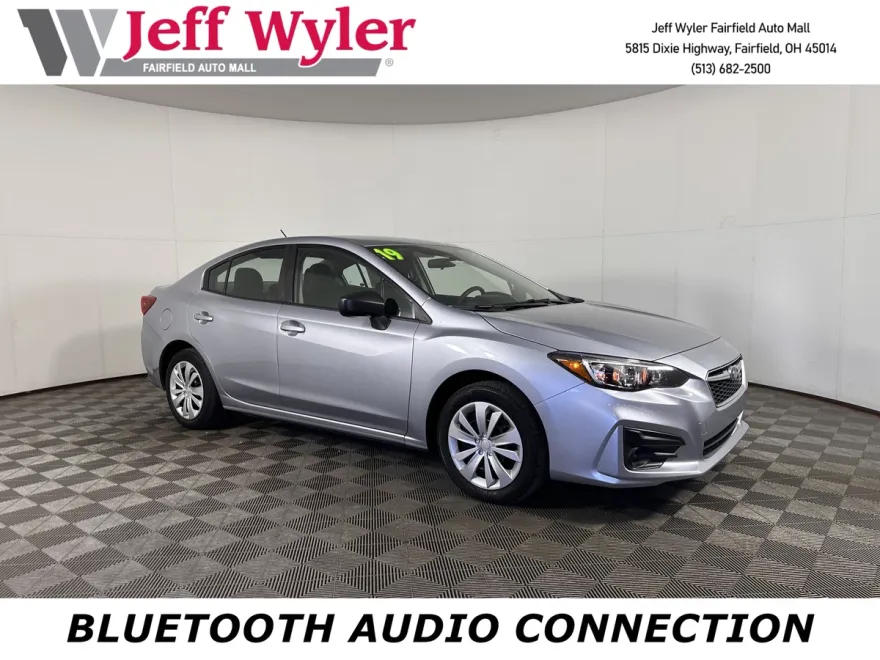 2019 Subaru Impreza 2.0i photo 1
