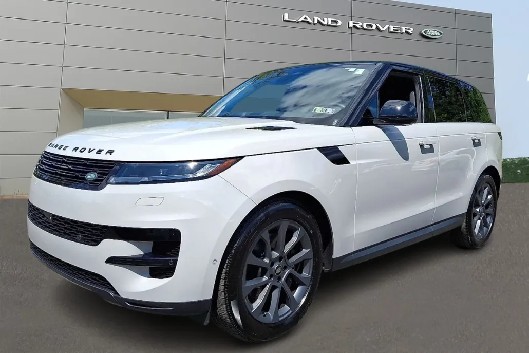 2025 Land Rover Range Rover Sport P360 SE photo 1