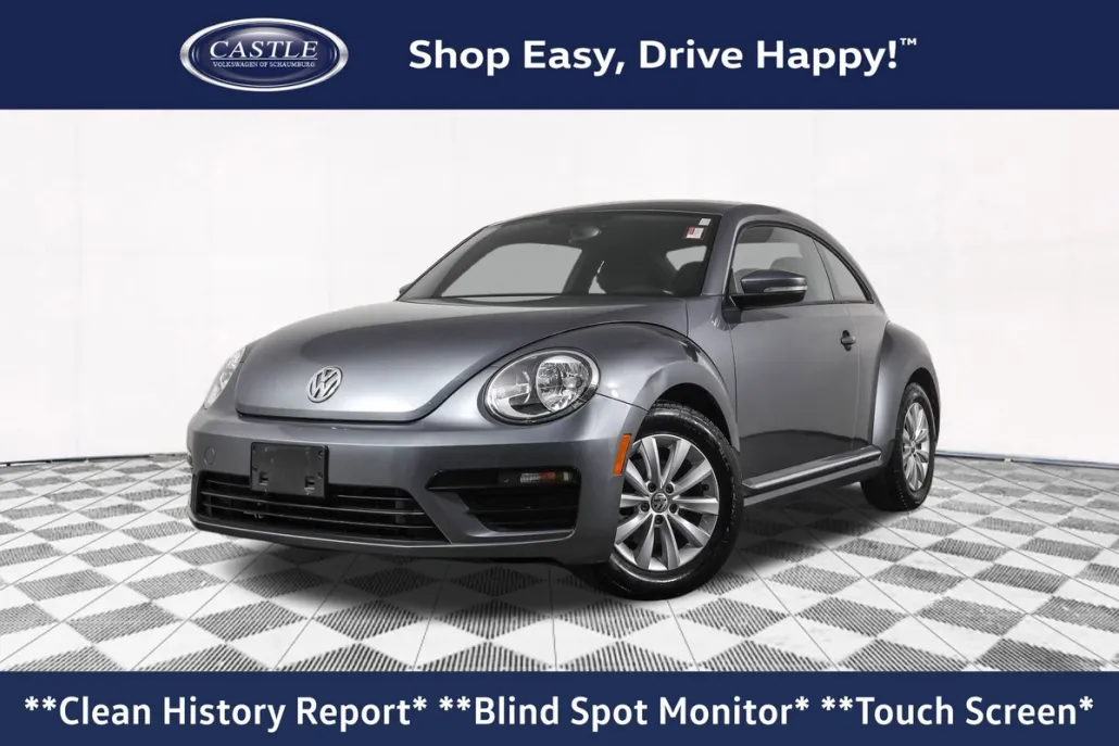 2019 Volkswagen Beetle S photo 1