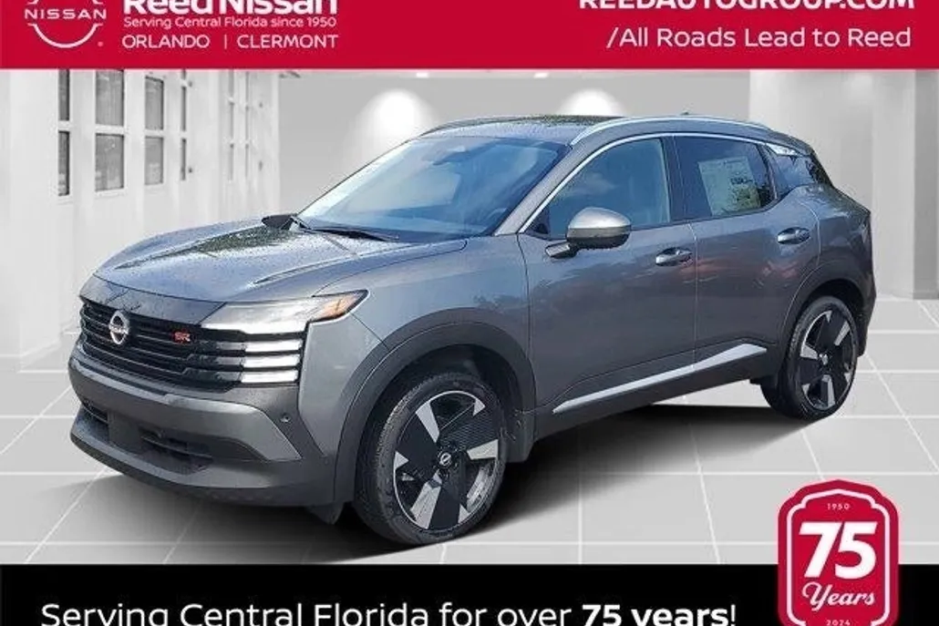 2025 Nissan Kicks SR photo 1