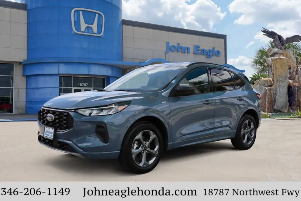 2024 Ford Escape ST-Line photo 1