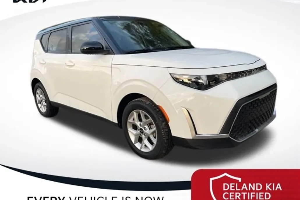 2024 Kia Soul S photo 1