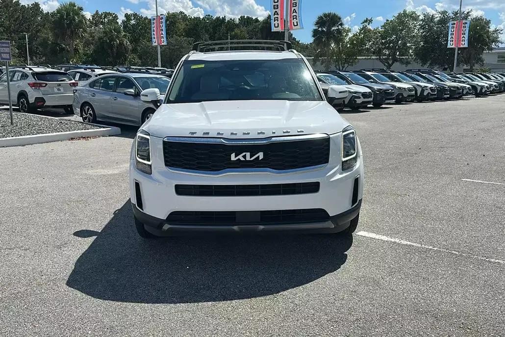 2022 Kia Telluride S photo 1