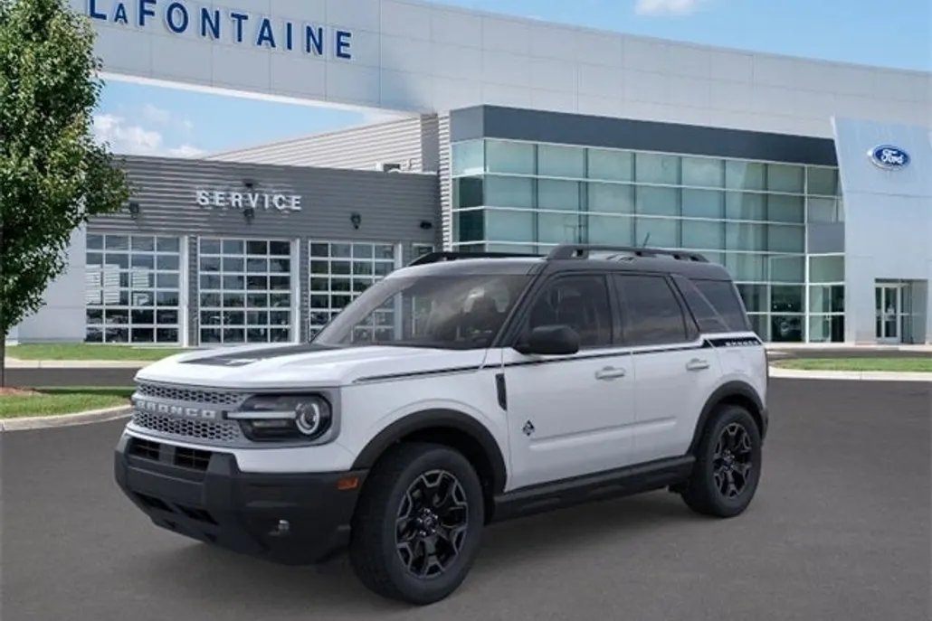 2025 Ford Bronco Sport Outer Banks photo 1