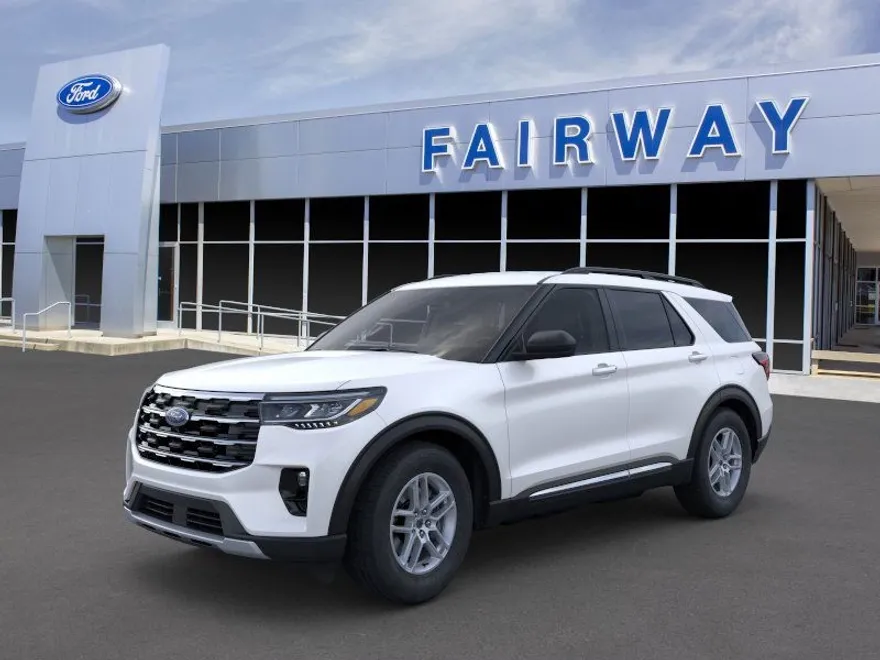 2025 Ford Explorer photo 1