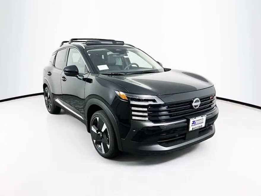 2025 Nissan Kicks SR photo 1