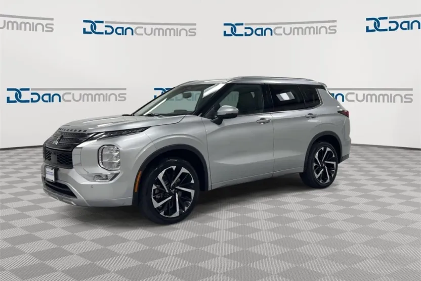 2022 Mitsubishi Outlander SEL 2.5 photo 1