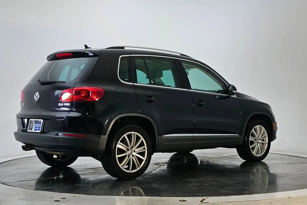 2012 Volkswagen Tiguan SE photo 1