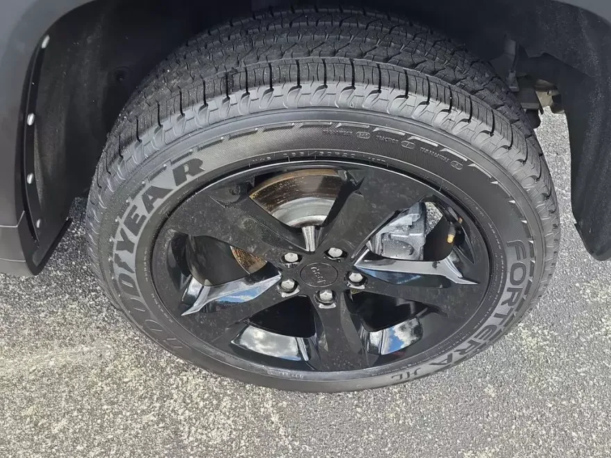 2022 Jeep Grand Cherokee Altitude photo 1