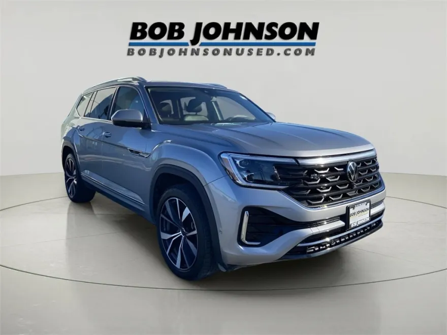 2024 Volkswagen Atlas SEL Premium R-Line photo 1