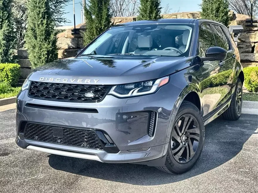 2025 Land Rover Discovery Sport S photo 1